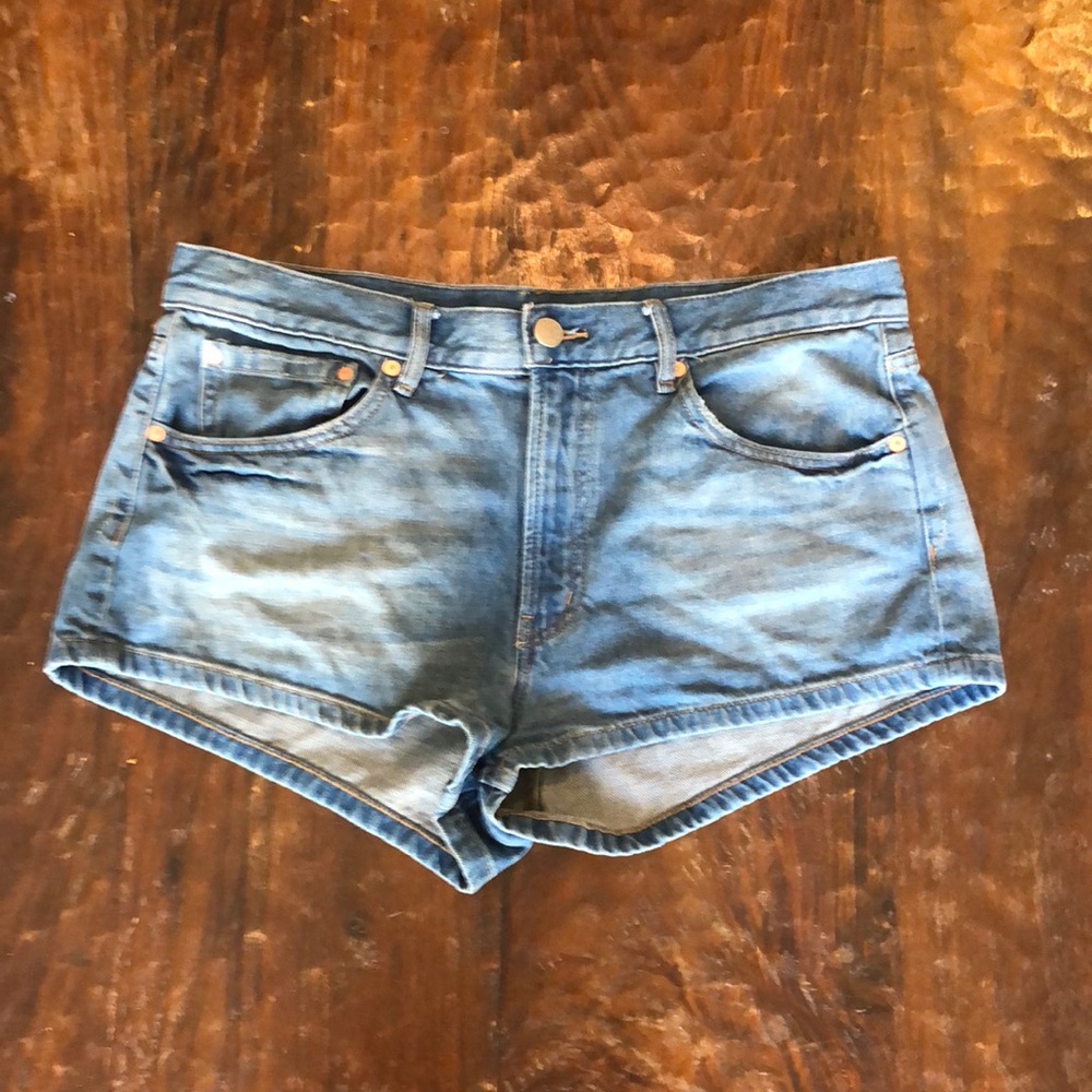 BDG Essential Short Mid Rise - Picture 2 of 4